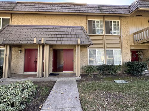 10417 Echo River Ct, Fountain Valley, CA, 92708-5919 | Card Image