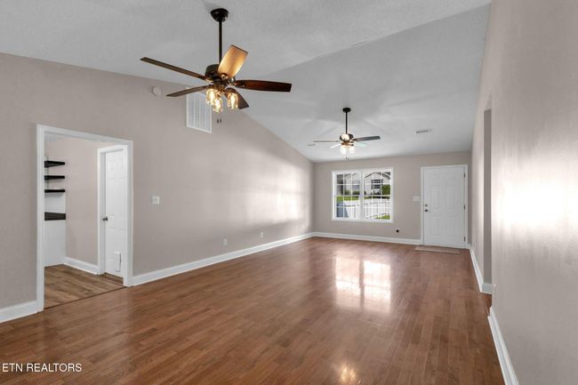 2927 Muzzle Ln, House other with 3 bedrooms, 2 bathrooms and null parking in Knoxville TN | Image 8