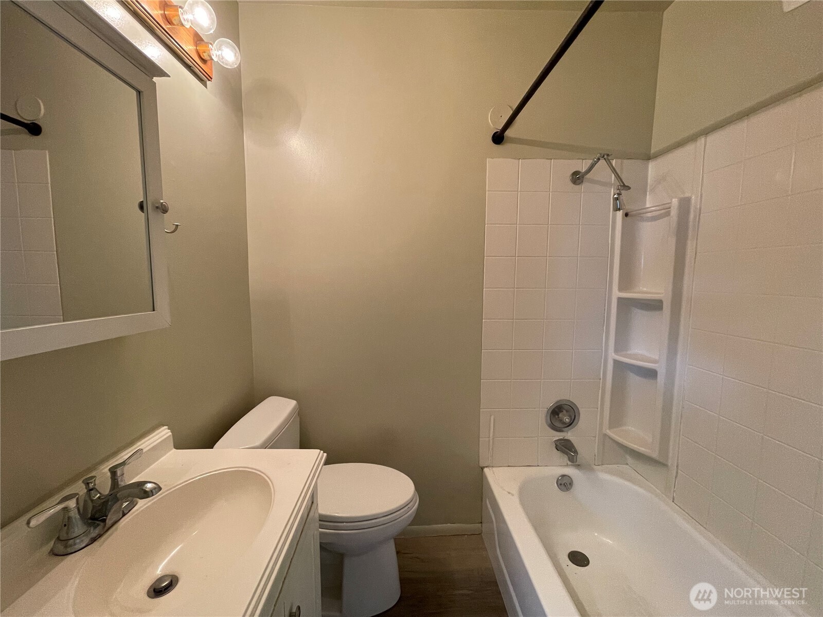 Residential Lease in Renton 4