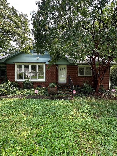 5306 Wales St, Charlotte, NC, 28269-4873 | Card Image