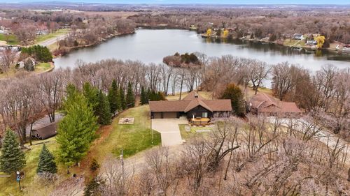 20368 Edgehill Cir, Richmond, MN, 56368-8390 | Card Image