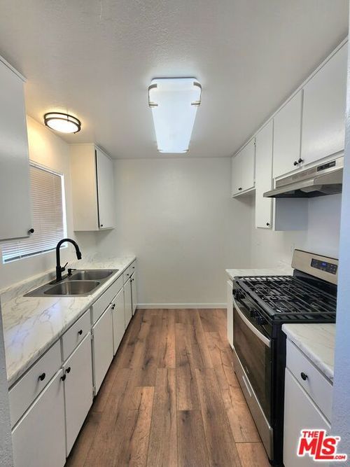 apt-10-165 N Hamilton Ave, Hemet, CA, 92543-3970 | Card Image