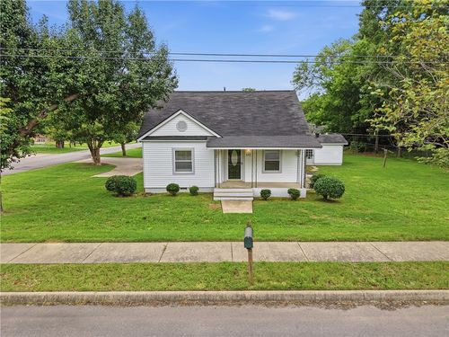 412 E H St, Russellville, AR, 72801-4015 | Card Image