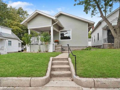 909 Delaware Avenue, House other with 2 bedrooms, 1 bathrooms and null parking in Fort Wayne IN | Image 1