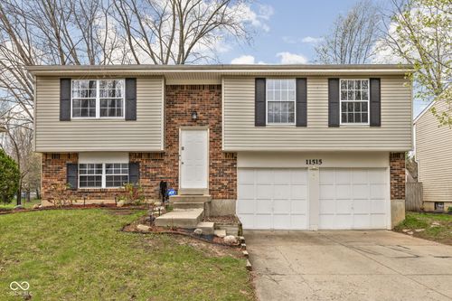 11515 Timberlake Ln, Fishers, IN, 46038-1976 | Card Image