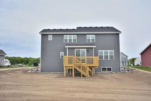 641 Standing Stone Dr, Waukesha, WI, 53189-5660 | Card Image