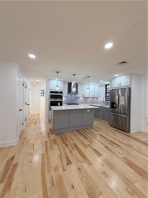 2-550 Jamaica Ave, Brooklyn, NY, 11208-1120 | Card Image