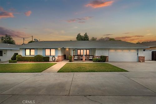 4423 N Sunflower Ave, Covina, CA, 91724-2328 | Card Image