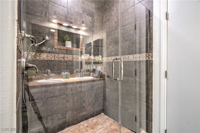 2073 - 7450 S Eastern Ave, Condo with 2 bedrooms, 2 bathrooms and null parking in Las Vegas NV | Image 27