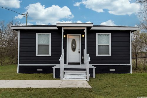 451 Ferris Ave, San Antonio, TX, 78220-2313 | Card Image