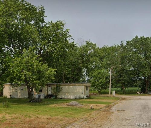 37-300 W Mill St, Marissa, IL, 62257-1323 | Card Image