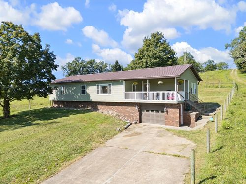 189 Lake Lynn Rd, Lake Lynn, PA, 15451-1007 | Card Image