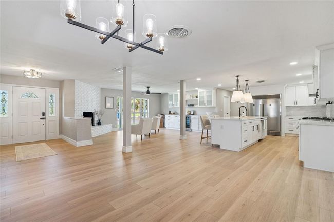 521 51 St Ave S, House other with 3 bedrooms, 2 bathrooms and null parking in SAINT PETERSBURG FL | Image 7