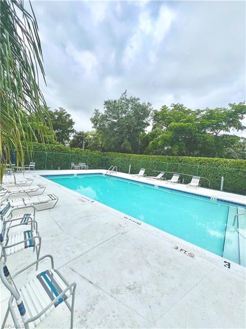2499 River Reach Dr, NAPLES, FL, 34104-6928 | Card Image