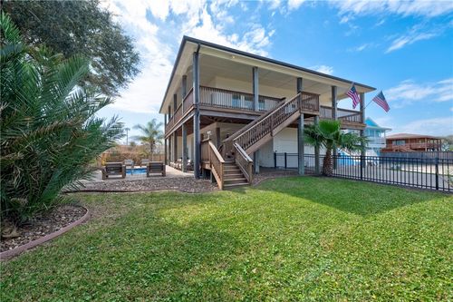 528 Channelview Dr, Port Aransas, TX, 78373-5001 | Card Image