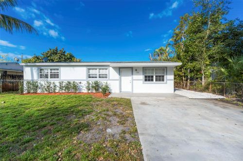 1130 N 70th Ave, Hollywood, FL, 33024-5640 | Card Image