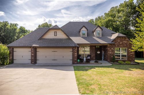 14701 150th St, Collinsville, OK, 74021-2031 | Card Image