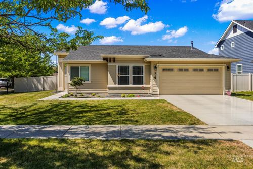 319 N Baxter Way, Eagle, ID, 83616-5514 | Card Image