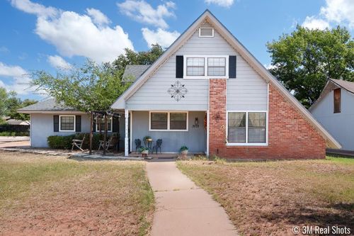 3572 S Oxford Dr, San Angelo, TX, 76904-4949 | Card Image