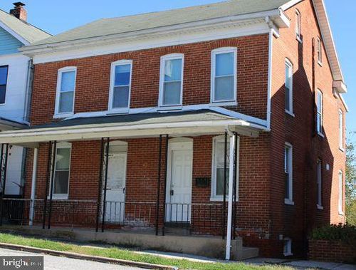 43 S East St, SPRING GROVE, PA, 17362-1213 | Card Image