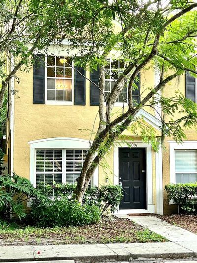 30001 Granda Hills Court, Townhouse with 2 bedrooms, 2 bathrooms and null parking in Wesley Chapel FL | Image 1