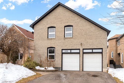 7228 Promenade Danton, Mississauga, ON, L5N5C5 | Card Image