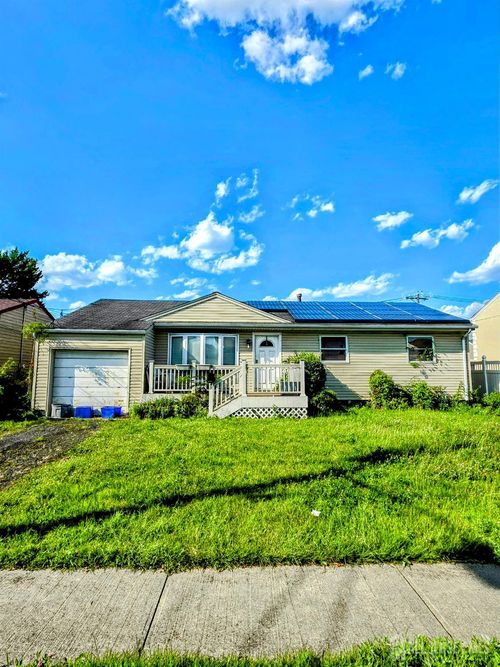 41 Harrison Ave, Carteret, NJ, 07008-1852 | Card Image
