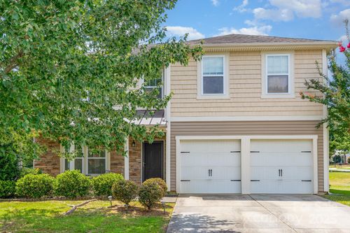 9702 Fernspray Rd, Charlotte, NC, 28215-7020 | Card Image