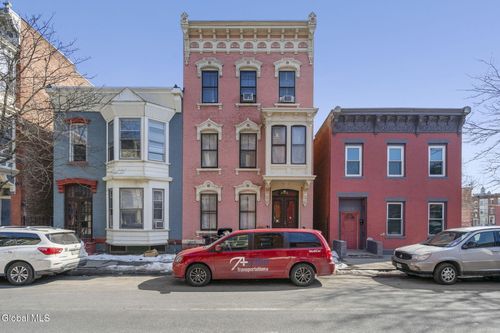 2632 5th Avenue, Troy, NY, 12180 | Card Image