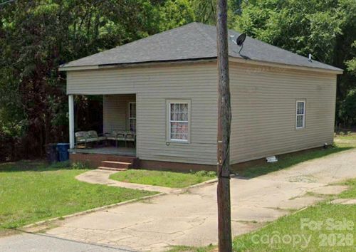 413 Klumac Rd, Salisbury, NC, 28144-6727 | Card Image