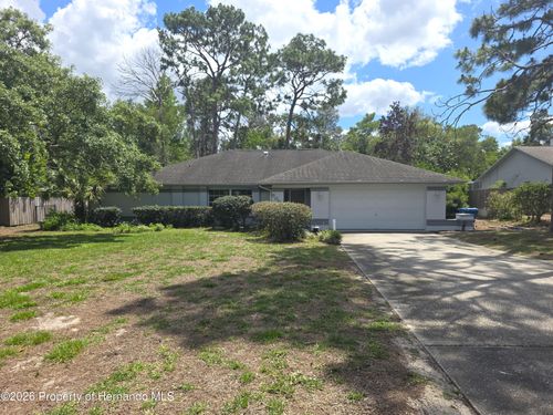 8056 Chaucer Dr, WEEKI WACHEE, FL, 34607-2208 | Card Image