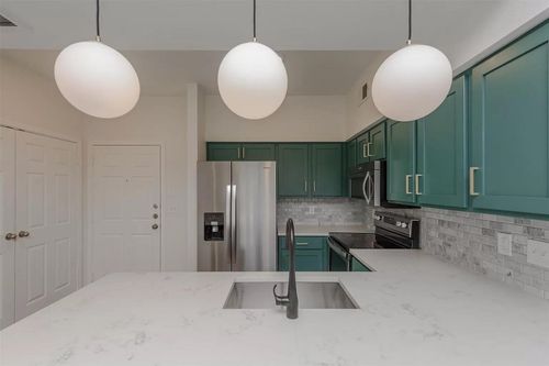 2303-3102 Kings Rd, Dallas, TX, 75219 | Card Image