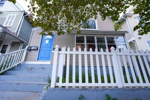 147 Helen St, Bridgeport, CT, 06608-2045 | Card Image