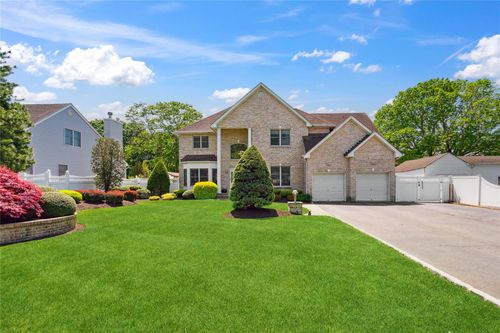 4 Millennium Ct, Bohemia, NY, 11716-2202 | Card Image