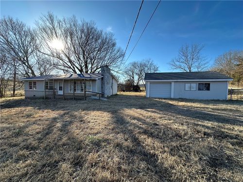 3664 Marion County 5040, Yellville, AR, 72687-8333 | Card Image