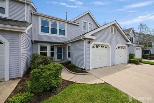 233 Rooney Ct, East Brunswick, NJ, 08816-5831 | Card Image