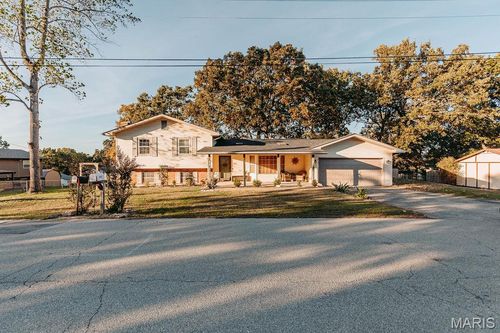 103 Carolyn St, Waynesville, MO, 65583-2348 | Card Image