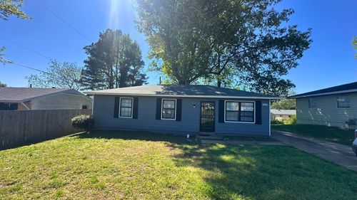 3829 Ford Rd, Memphis, TN, 38109-3616 | Card Image