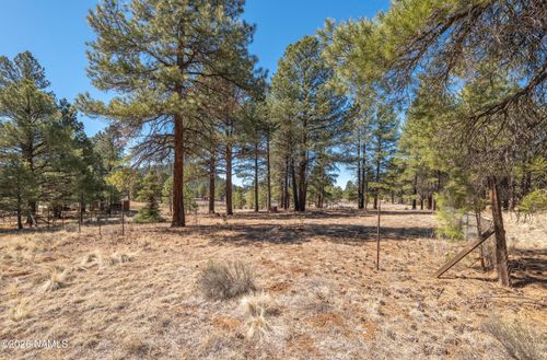 4122 N Mountain View Way, Parks, AZ, 86018-0525 | Card Image