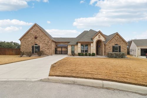 598 Texas Bnd, Castroville, TX, 78009-3474 | Card Image