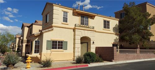 10613 Golden Aspen Ct, Las Vegas, NV, 89129-8693 | Card Image
