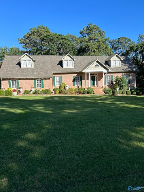 621 Leslie Ln, Gadsden, AL, 35904-3436 | Card Image