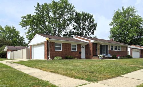 23398 Linne St, Clinton Township, MI, 48035-4601 | Card Image