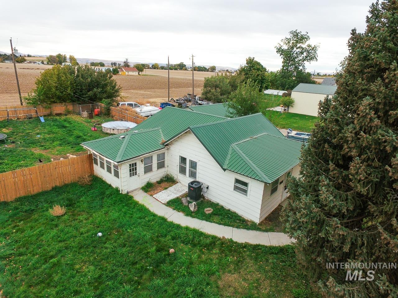 Pride Ln, Caldwell, ID 83607