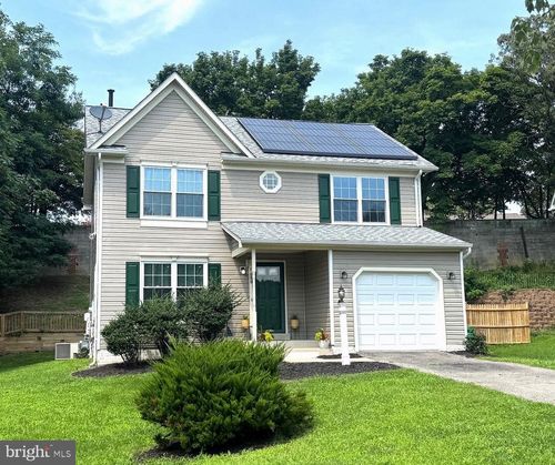 2000 Chita Ct, Temple Hills, MD, 20748-7028 | Card Image