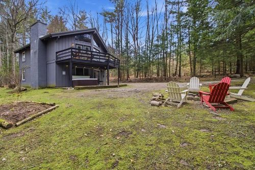 367 Shady Pines Road, Sunderland, VT, 05250 | Card Image