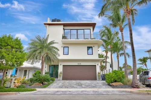 305 Oak St, Hollywood, FL, 33019 | Card Image