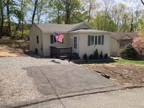 23 Williams Trl, Hopatcong, NJ, 07843-1123 | Card Image
