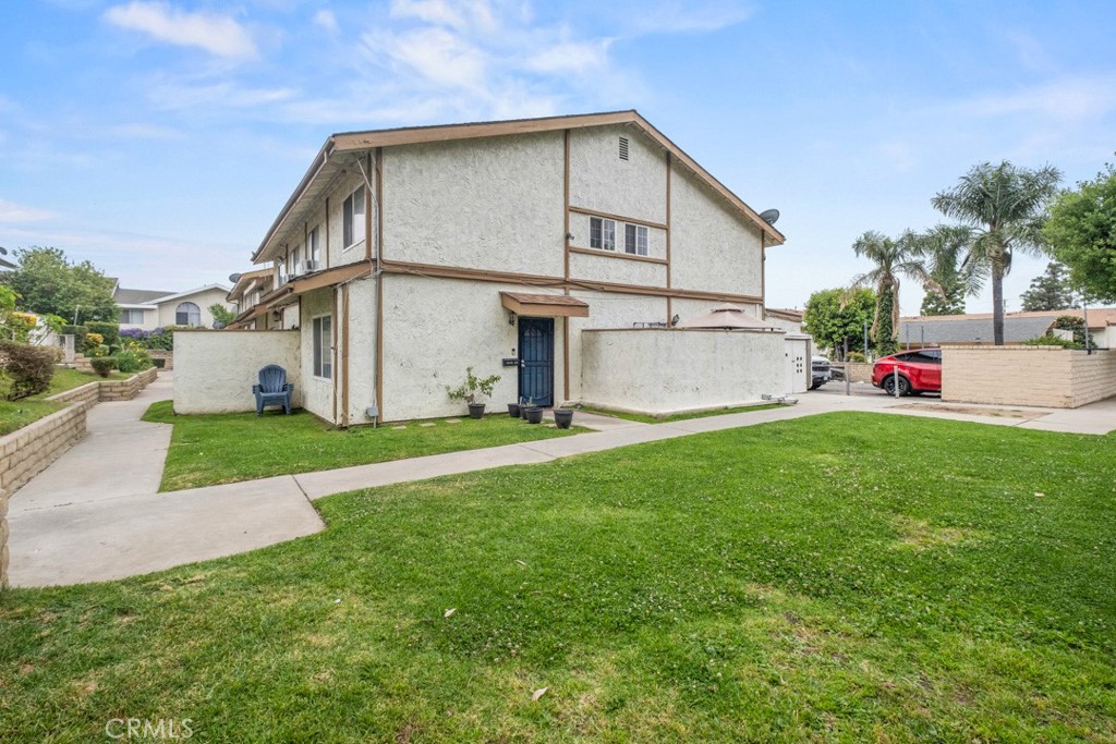 Residential Lease in Los Angeles 3