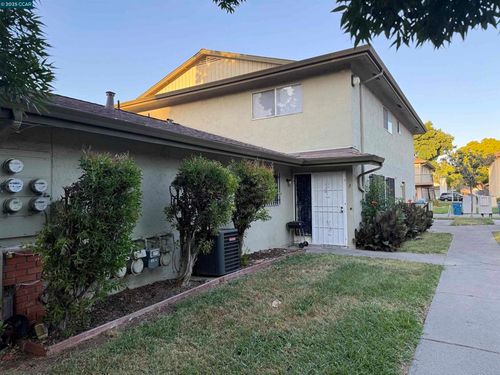 unit-3-2113 Lemontree Way, Antioch, CA, 94509-3245 | Card Image